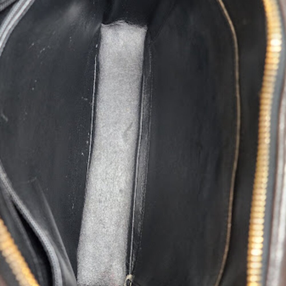 Chanel 1994-1996 quilted lambskin shoulder. Dark Brown. Slight fade on hardware - Picture 8 of 16